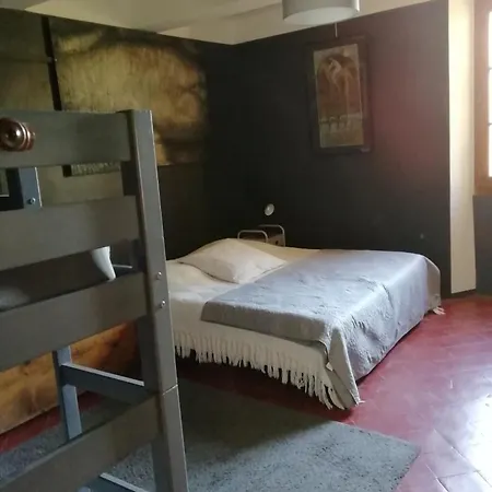 Les Hotes De Marie Panzió